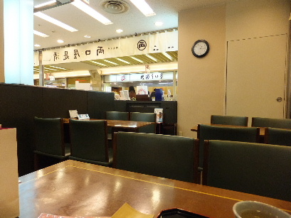 130119両口屋是清エスカ店②、喫茶コーナー.JPG