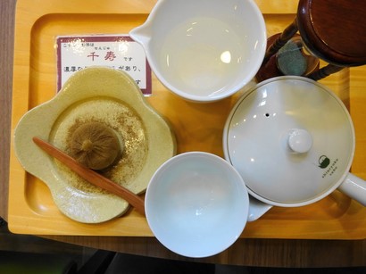 150930茶カフェ深緑茶房のお茶教室⑥、深蒸し煎茶と栗きんとん (コピー).JPG